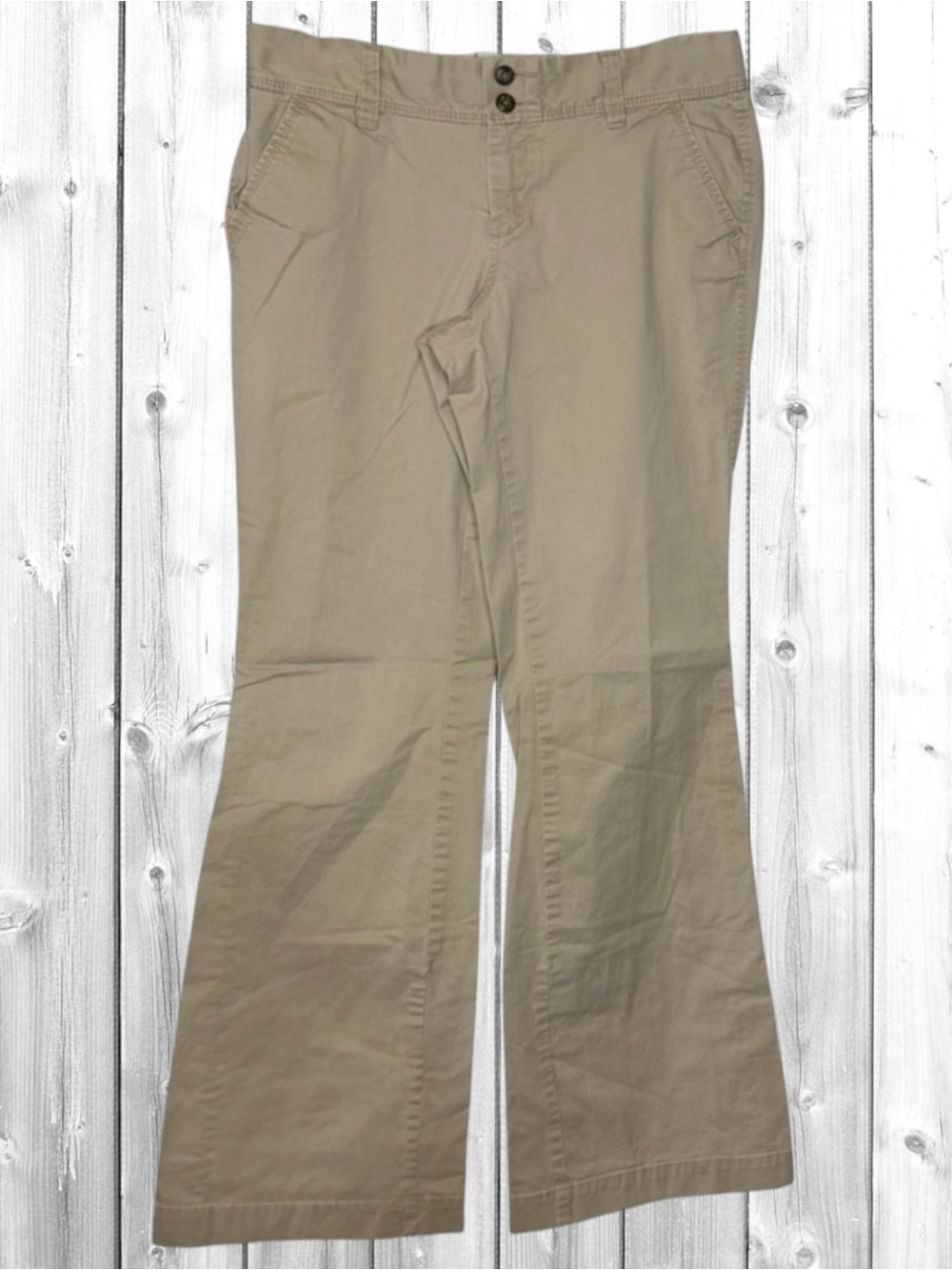 🌺Old Navy Beige Perfect Superflare Khakis